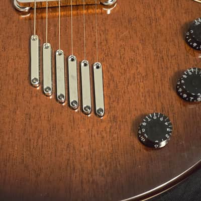 Yamaha AES800 2000s - Brown burst image 4