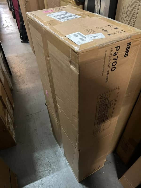 Korg Pa700 Professional Arranger PA 700 61 key keyboard in box //ARMENS// image 1