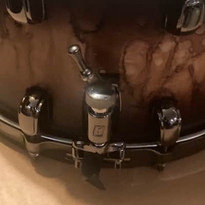 Tama Starclassic Maple 2021 - Molten Satin Brown Burst W/Black Nickel image 5