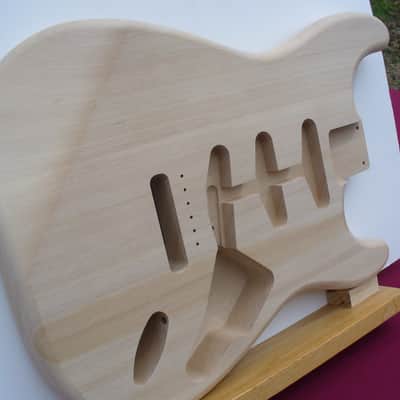 Exotic '62 S-Style Quarter Sawn American Sycamore Guitar Body for Strat® Neck Natural made in USA image 10