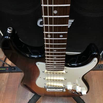 G&L Legacy 97-98 - Sunburst image 3