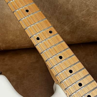 RARE 2001 Fender Custom Shop 1956 reissue stratocaster | NOS White Blonde, Original Fender G&G Hardcase and paper image 15