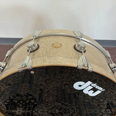 DW 24x7" Bass Drum - Broken Glass image 2