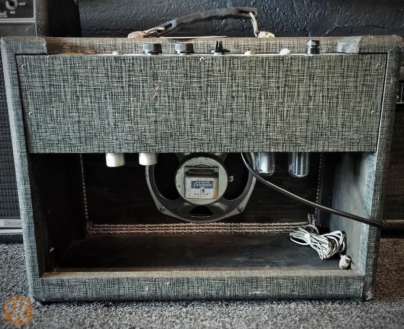 Supro 16T 5W 1x8 Combo image 2