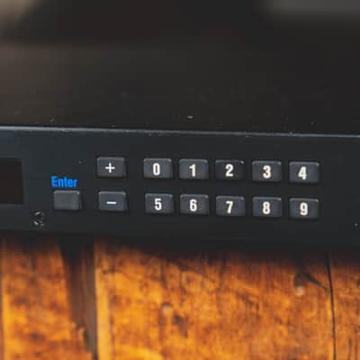 Oberheim Matrix 1000 Rack Mount Synthesizer - Used image 8