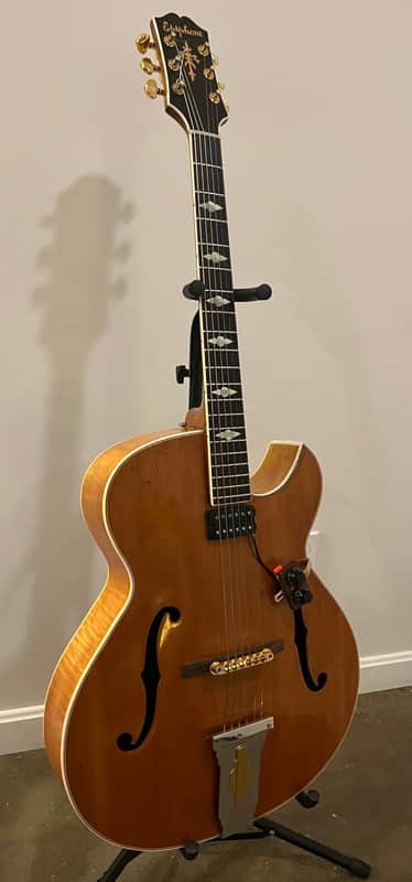 Epiphone Triumph 1945 Custom Florentine Cutaway Blonde image 1