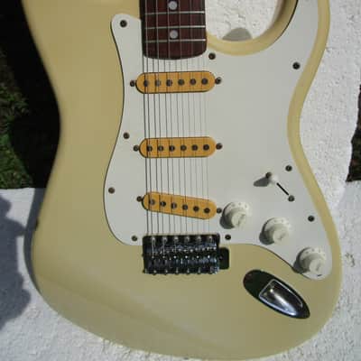 Tokai Silver Star Guitar, 1980's, Japan, Three Bolt w/Bullet, Gig Bag image 3