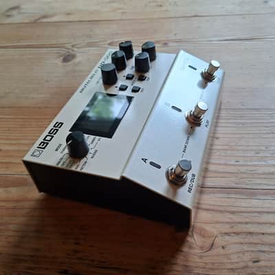 Boss DD-500 Digital Mega Delay Pedal with original box, excellent condition image 4