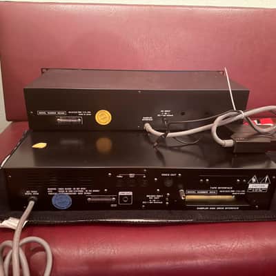 Akai S612 MIDI Digital Sampler 1985 - Black image 4