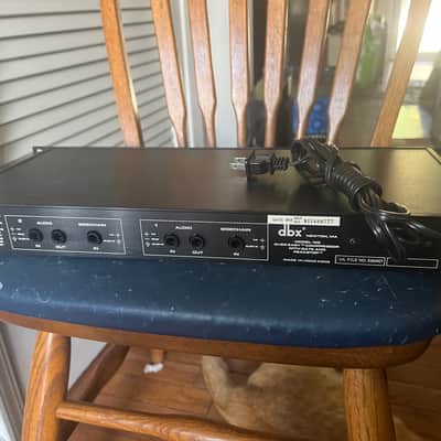 dbx 166 2-Channel Dynamics Processor with sidechain input. Includes Rack mount bolts/washers. Ex-Church, looks new image 5