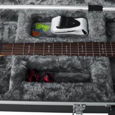 Gator Molded Plastic Guitar Case for Standard Electric Guitars w/ Built-in LED Light GC-ELECTRIC-LED image 8