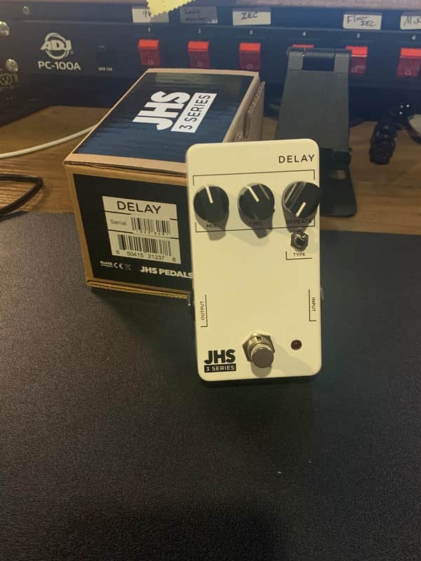 AS NEW! JHS 3 Series Delay image 1
