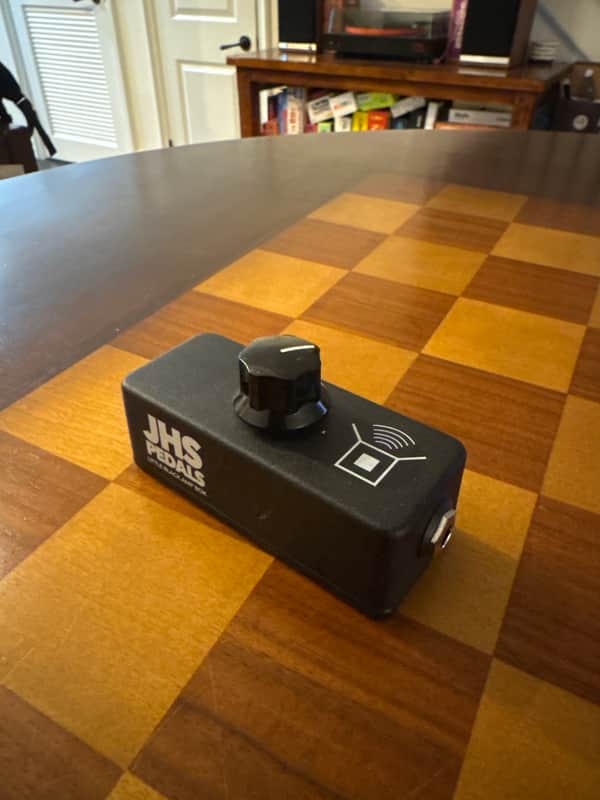 JHS Little Black Amp Box
