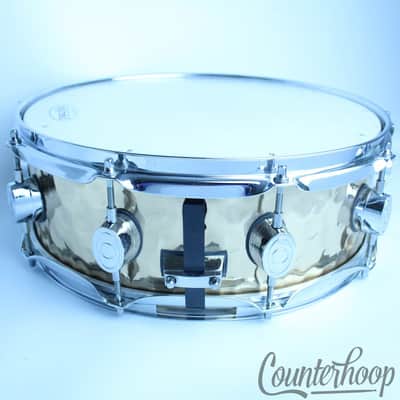 Pacific PDP/DW Hammered Bronze Shell Snare Drum 14x5" 10-Lug Triple-Flanged Rims image 3