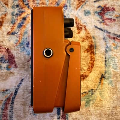 Behringer UT100 Ultra Tremolo 2000s - Brown image 3