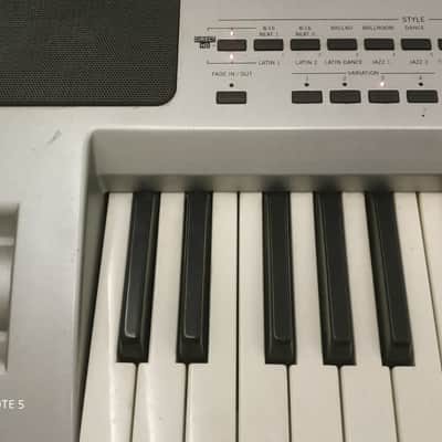 Korg PA 80 Professional Arranger image 8