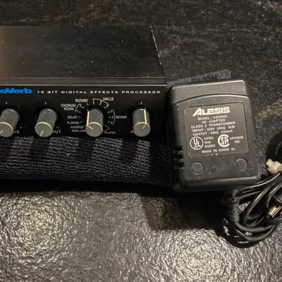 Alesis Nanoverb 18-Bit Digital Effects Processor | Reverb