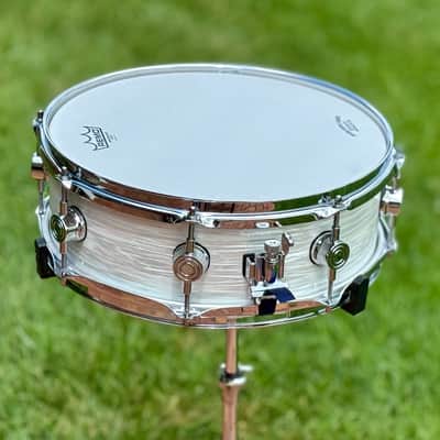 Custom Built Maple 14 x 4 Inch Snare Drum White Oyster Maple Snare Drum 2025 - White Oyster Wrap image 24