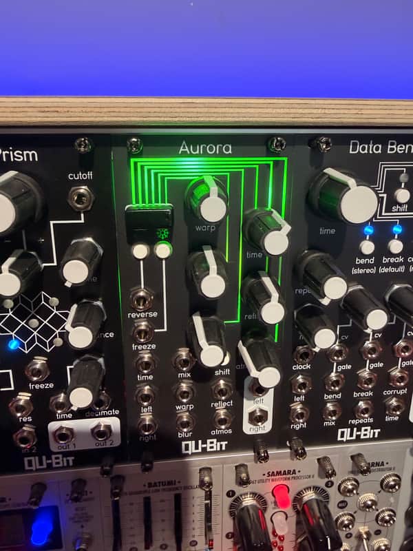 Qu-Bit Electronix Aurora