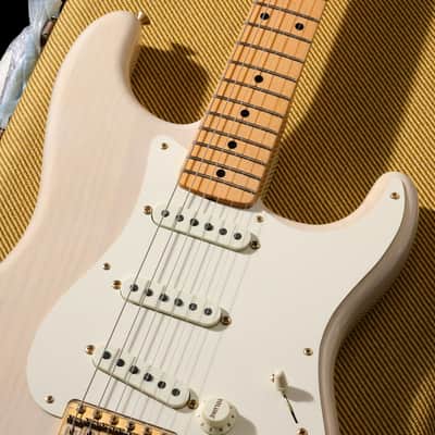 FENDER CUSTOM SHOP Vintage Custom 1957 Stratocaster Aged White Blonde [R101898] (07/31) image 2