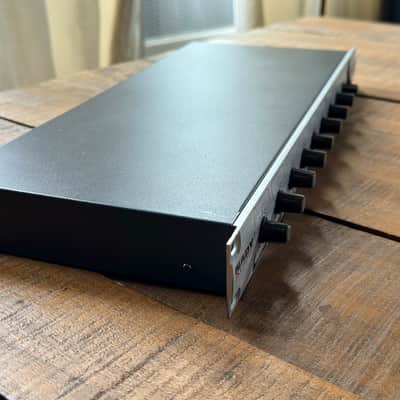 Nady RMX-6 Rackmount 6-Channel Microphone / Line Mixer 2010s - Silver image 3