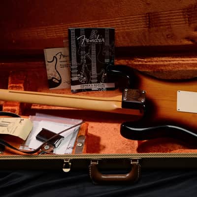 Fender American Vintage '57 Stratocaster 2000 - 2012 - 2-Color Sunburst image 8
