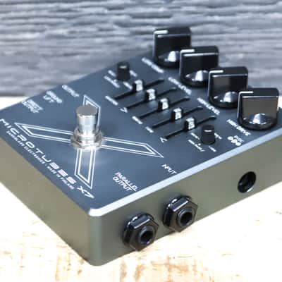 Darkglass Electronics Microtubes X7 Graphic EQ Bass Drive/Preamp Effect Pedal image 5