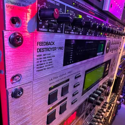 Behringer DSP1124P digital feedback suppressor image 1