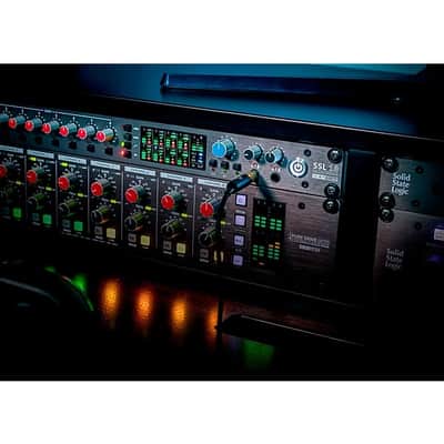 Solid State Logic SSL 18 26-in / 28-out, High-Performance USB Audio Interface, 729748X3 image 4