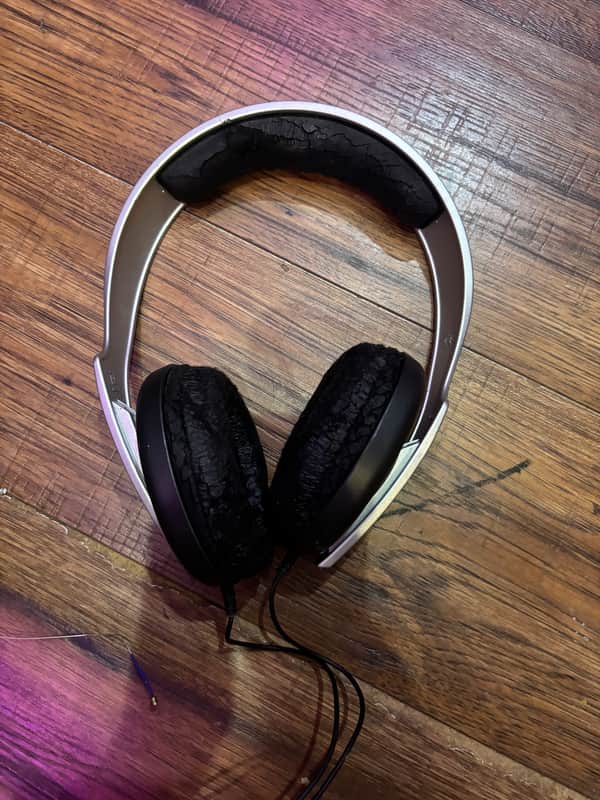 Sennheiser eH150 Stereo Headphones image 1