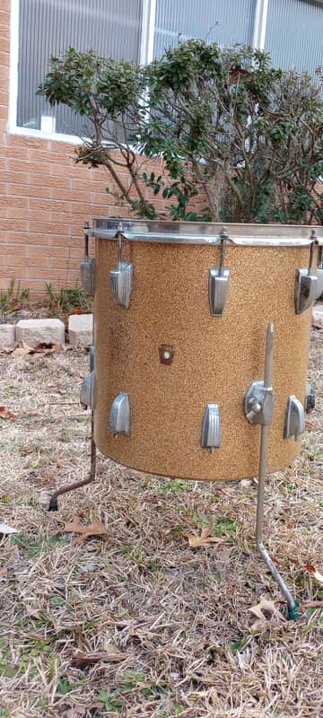 Ludwig No. 948 Classic 14x14" Floor Tom with Keystone Badge 1960 - 1968 - champagne sparkle image 1