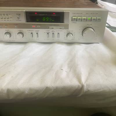 Akai AA-R41 1981 - Silver image 2