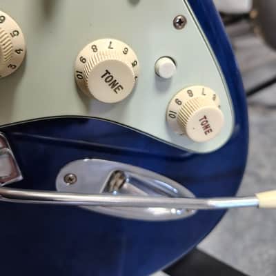 Fender Deluxe Stratocaster 2016 - Transparent Sapphire Blue image 3