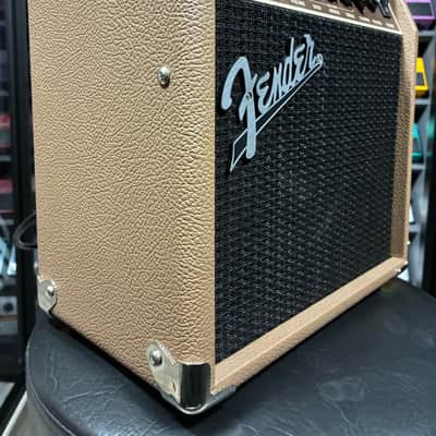 Fender Acoustasonic 15 2-Channel 15-Watt 1x6" Acoustic Guitar Amp 2013 - Present - Brown image 4