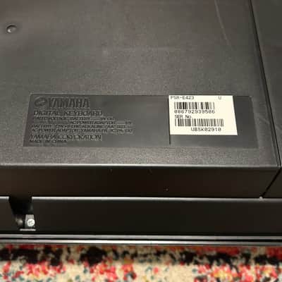 Yamaha PSR-E423 61-Key Portable Keyboard image 13