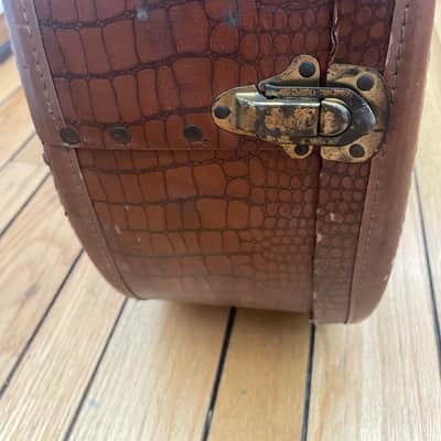 Gibson LG CF-100 Chipboard Case 1950’s - Crocodile image 6