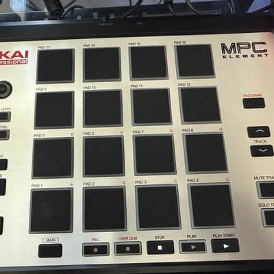 Akai MPC Element Music Production Controller 2013 - 2017 - White image 1