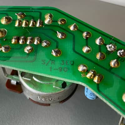 Ernie Ball Music Man Stingray 4 3EQ preamp + ceramic pickup 1998 image 4