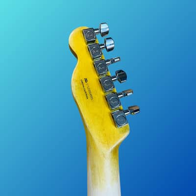 Fender American Professional II Telecaster with Maple Fretboard 2020 - Present Miami Blue image 4