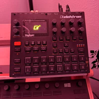 Elektron Digitakt 2017 - 2024 - Black image 1