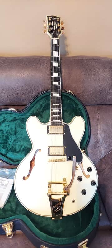 Edwards E-SA-168GJ 2015 - Alpine White Gloss image 1