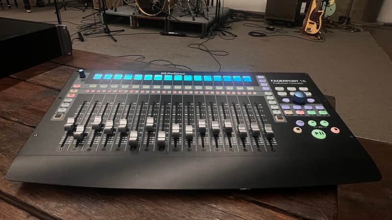 PreSonus Faderport 16 USB DAW Control Surface 2018 - Present - Black