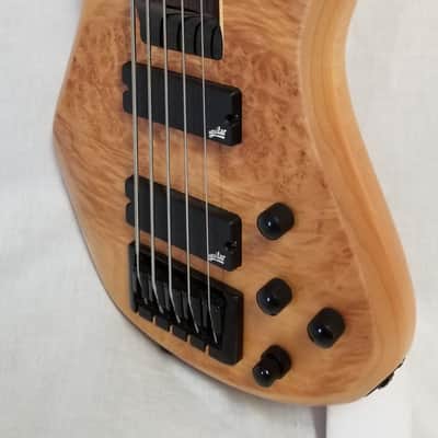 Zon Pre Owned Sonus Standard 5-String Electric Bass Guitar Maple Body Burl Maple Top W/Bag image 2