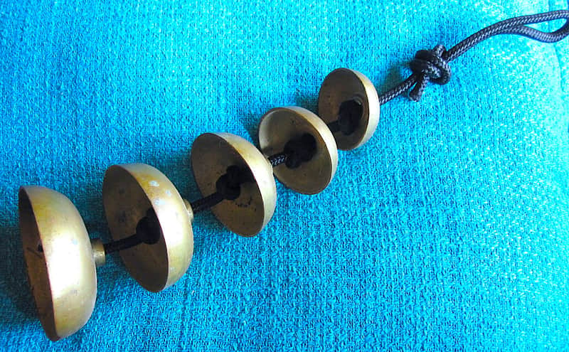 Large Bells - Vintage image 1