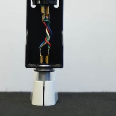 Shure V15 type III Cartridge W/ Super-Track Plus Stylus & Denon Headshell image 6