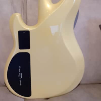 Ibanez MC924-PW Musician Bass 1982 - 1985 - Polar White image 7