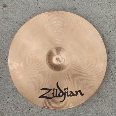 Zildjian ZBT 16" Crash image 2