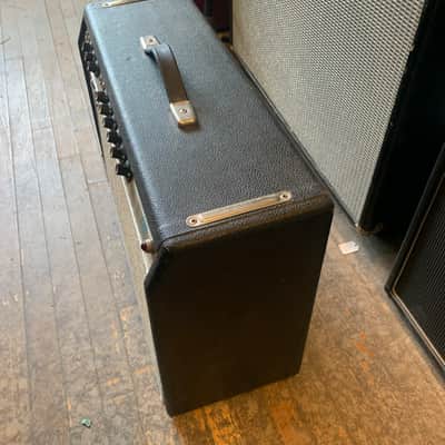Fender Deluxe Reverb "Drip Edge" 2-Channel 22-Watt 1x12" Guitar Combo 1968 - 1969 - Silverface image 3