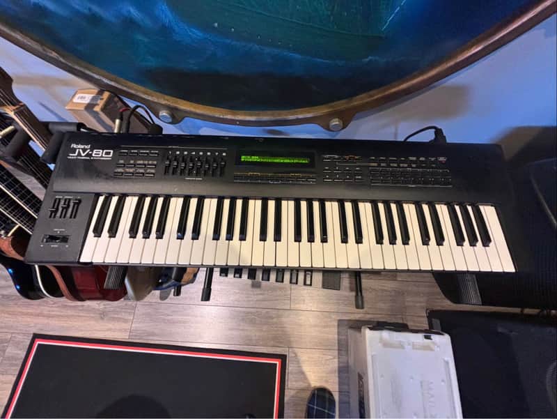 Roland JV-80 61-Key Multi-Timbral Synthesizer | Reverb Canada
