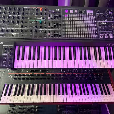 Arturia MatrixBrute Noir Edition 49-Key Synthesizer 2022 - Present - Black